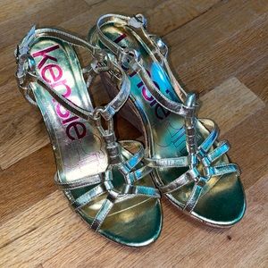 Gold wedges strap cork daville style size 8